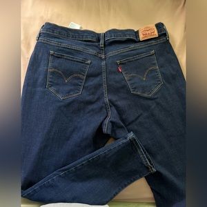 Levi Skinny Jean
